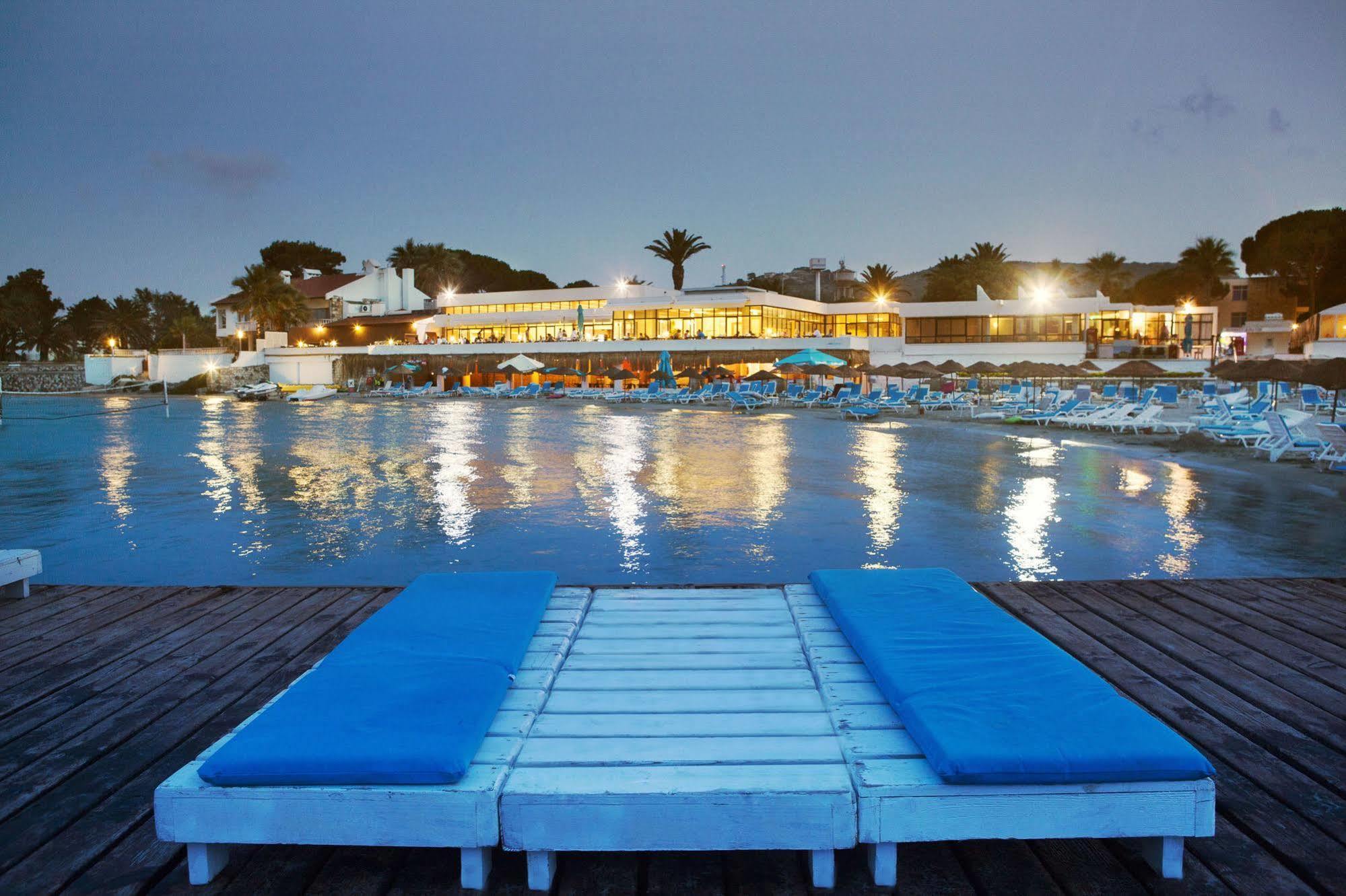 A 11 Hotel Çeşme Exteriör bild